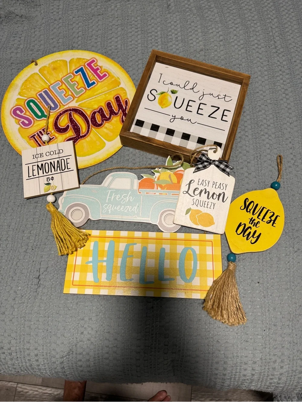 Wood Frame Lemon Squeeze Wall Sign - White and Yellow
